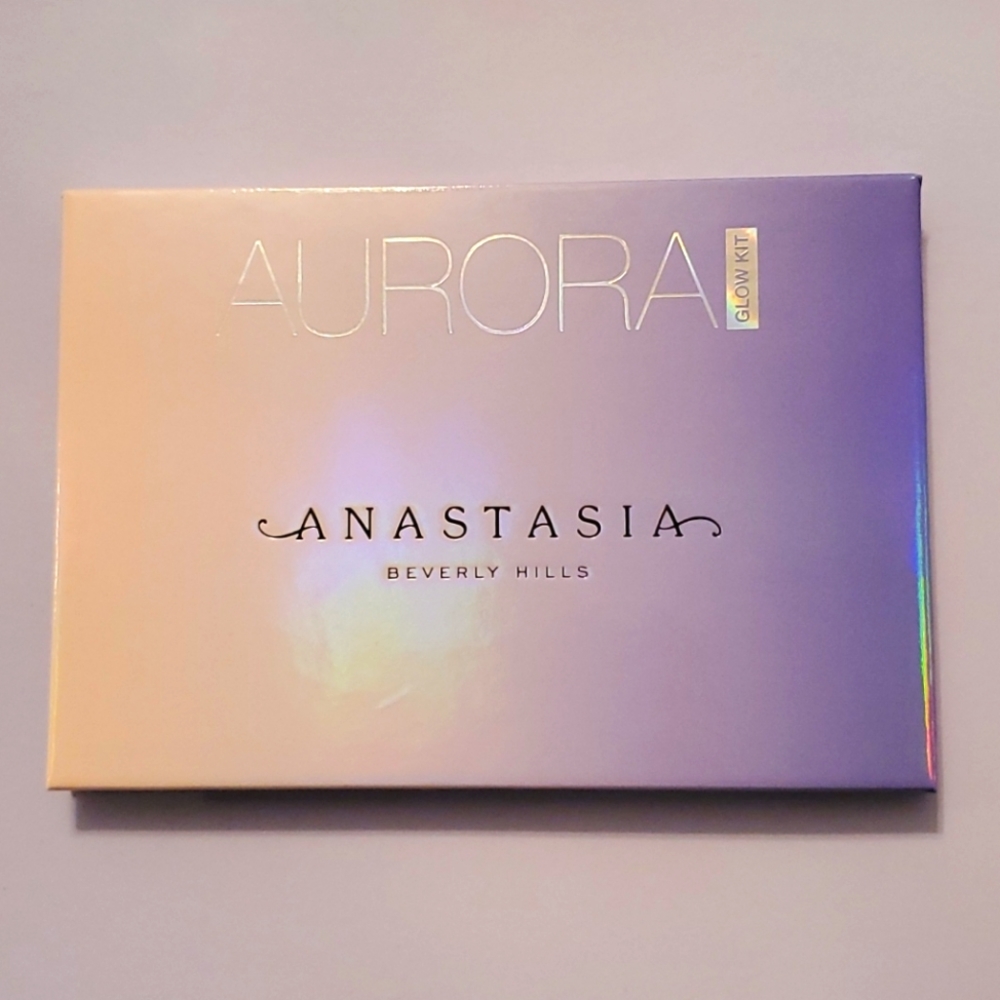 AUTHENTIC Anastasia Beverly Hills AURORA Glow kit